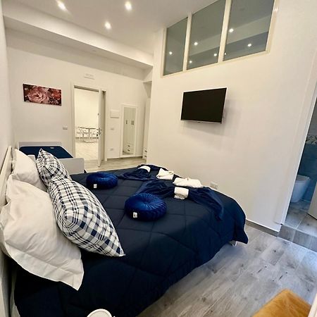 Gloves Rooms Napoli Eksteriør bilde